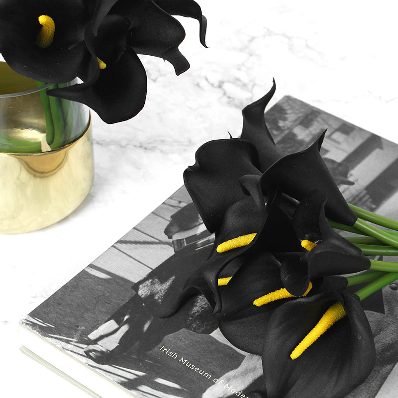 Real Touch 9 Calla Lily Bouquet in Black 13" Tall